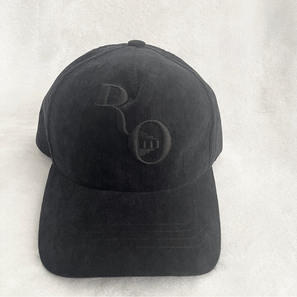 REUBEN OLIVER Corduroy Snap Back Hat Black Unisex - Picture 1 of 10